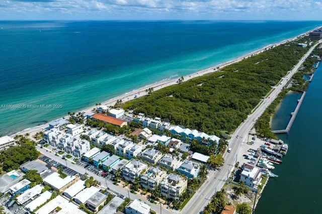 $4,299,000 | 5515 North Surf Road, Hollywood, FL 33019