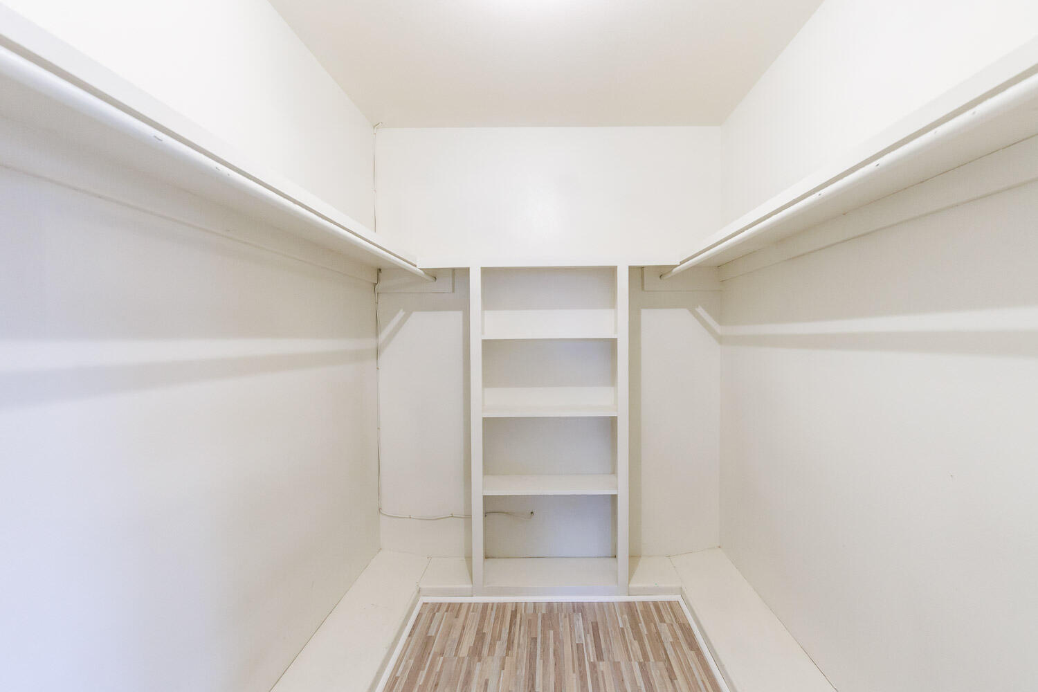 2302 52nd Street Lubbock, TX 79412 - Photo 25 of 42 Primary Closet