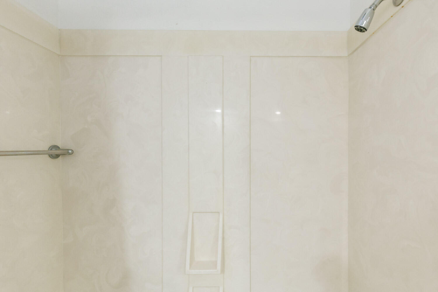 2302 52nd Street Lubbock, TX 79412 - Photo 29 of 42 Second Bathroom