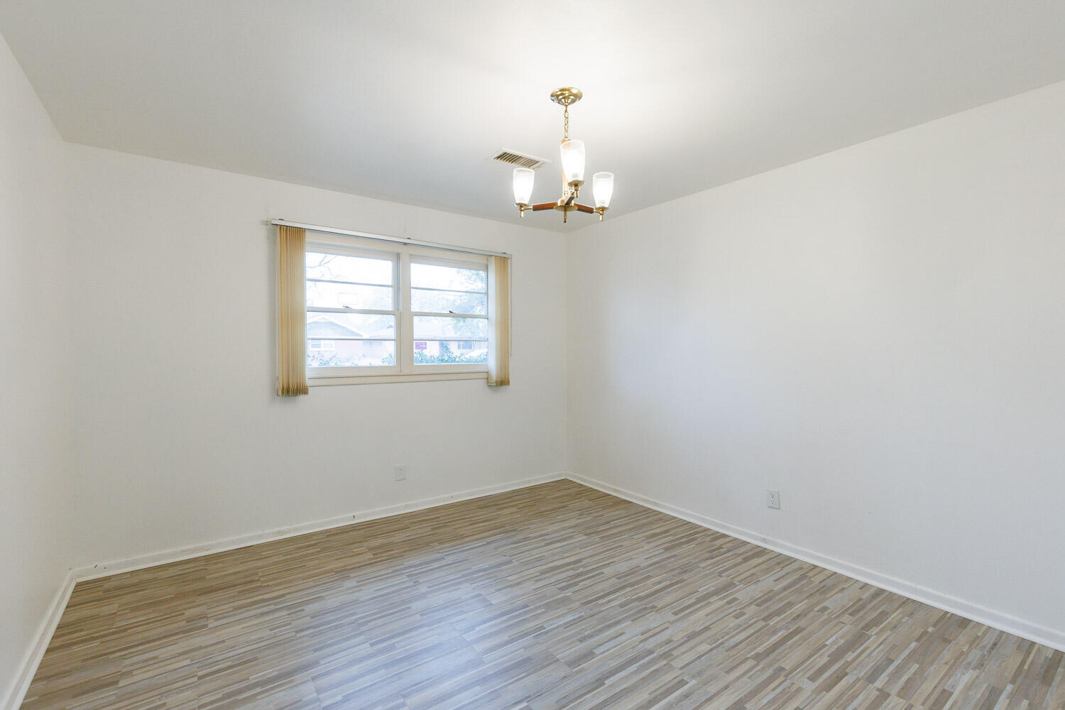 2302 52nd Street Lubbock, TX 79412 - Photo 31 of 42 Third Bedroom