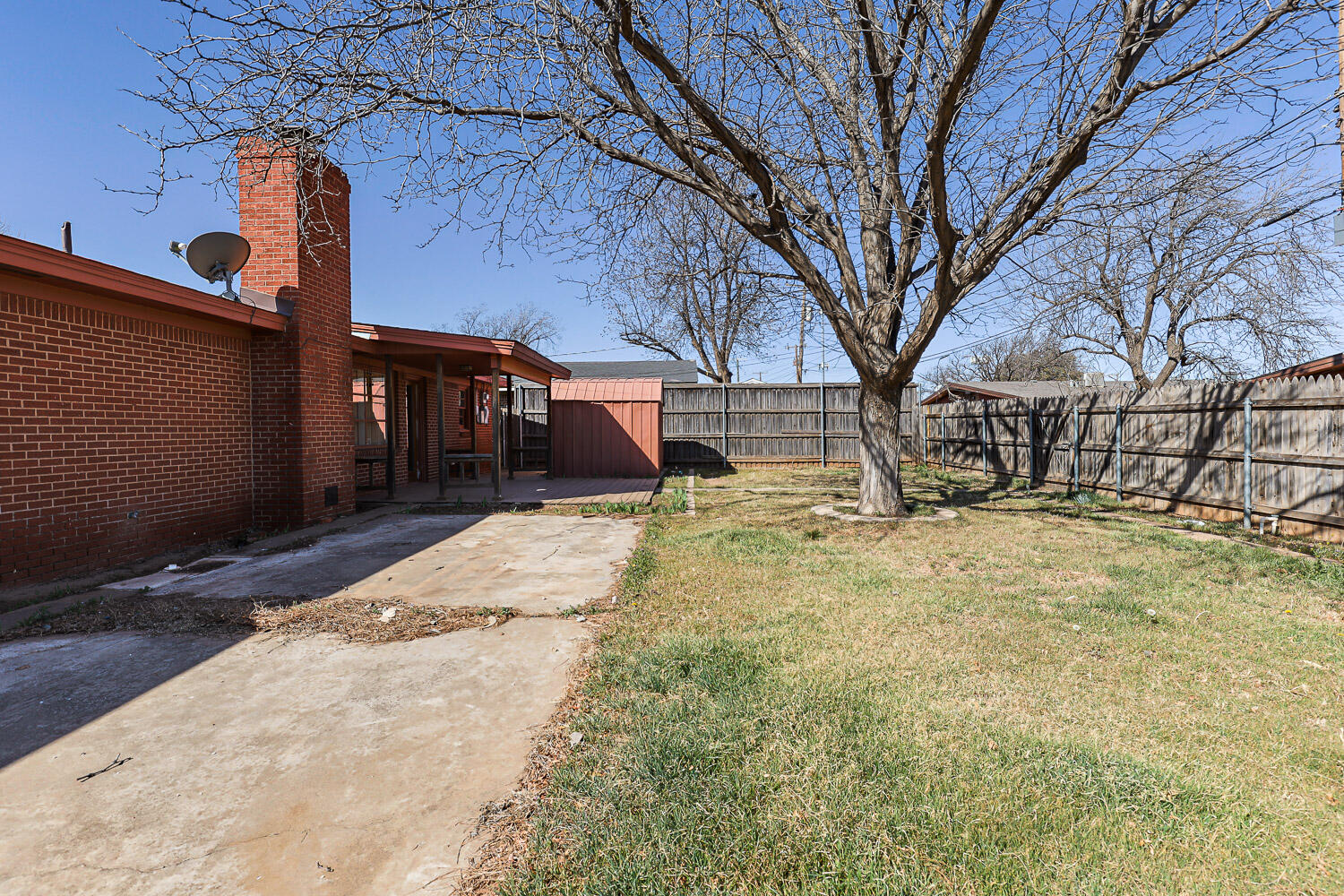 2302 52nd Street Lubbock, TX 79412 - Photo 41 of 42 Backyard