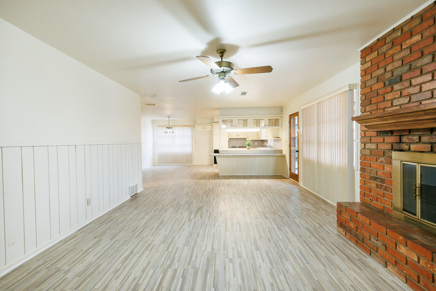 2302 52nd Street Lubbock, TX 79412 - Photo 10 of 42 Living Area