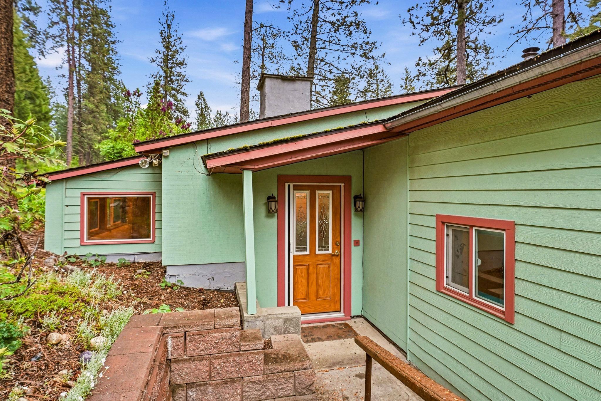 2026 East Sandy Beach Road Elk, WA 99009 - Photo 5 of 48