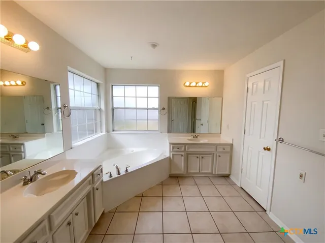 $240,000 | 4307 Esta Lee Avenue, Killeen, TX 76549