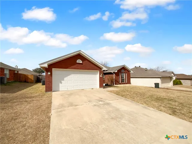 $240,000 | 4307 Esta Lee Avenue, Killeen, TX 76549