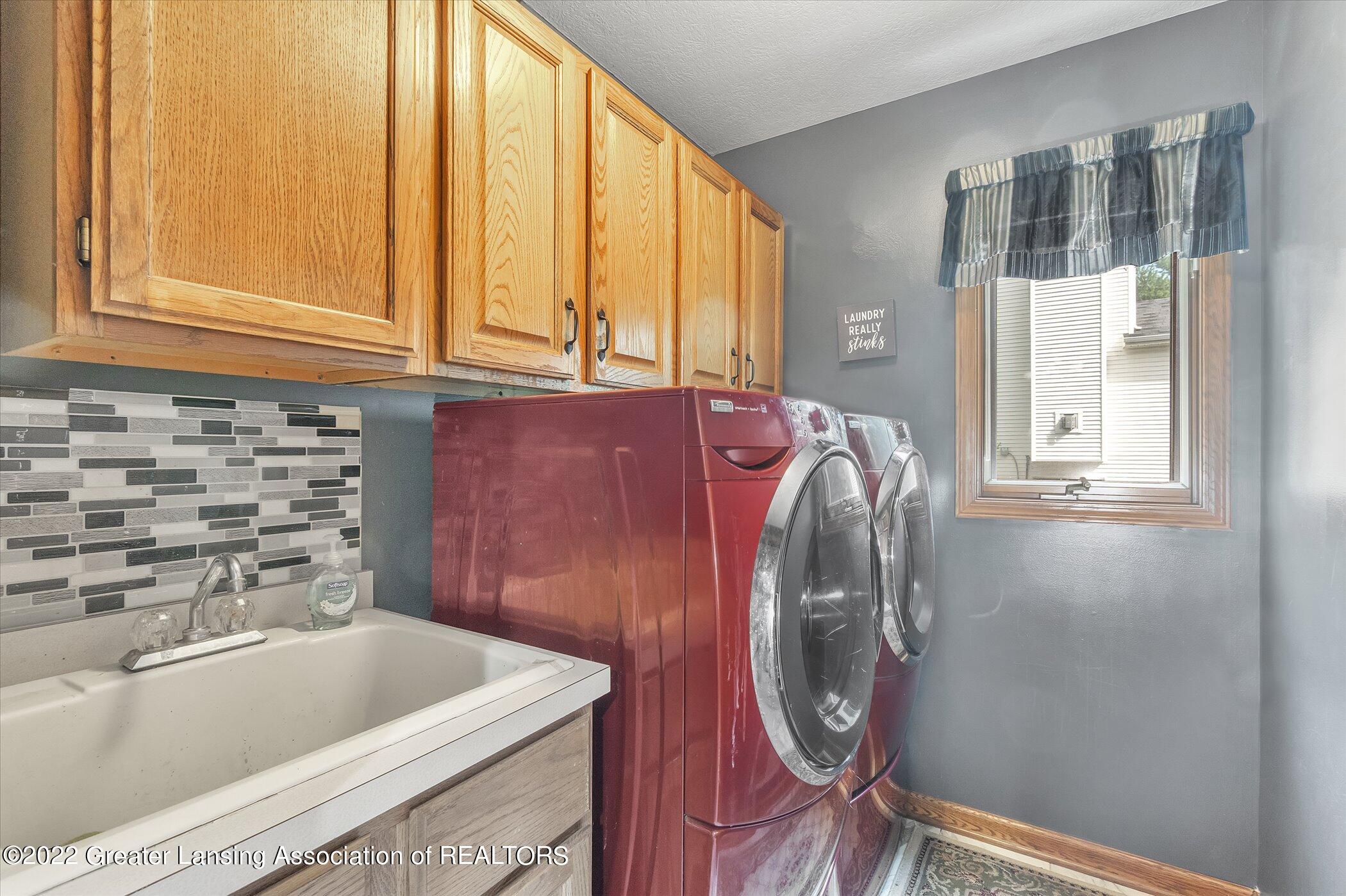 11921 Schavey Road Dewitt, MI 48820 - Photo 18 of 46 19. Laundry room