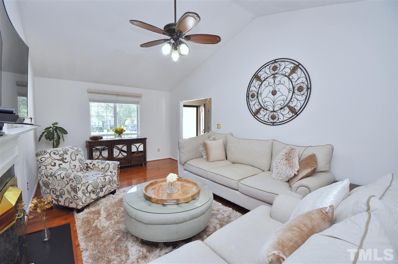 2012 Carthage Circle Raleigh, NC 27604 - Photo 5 of 22