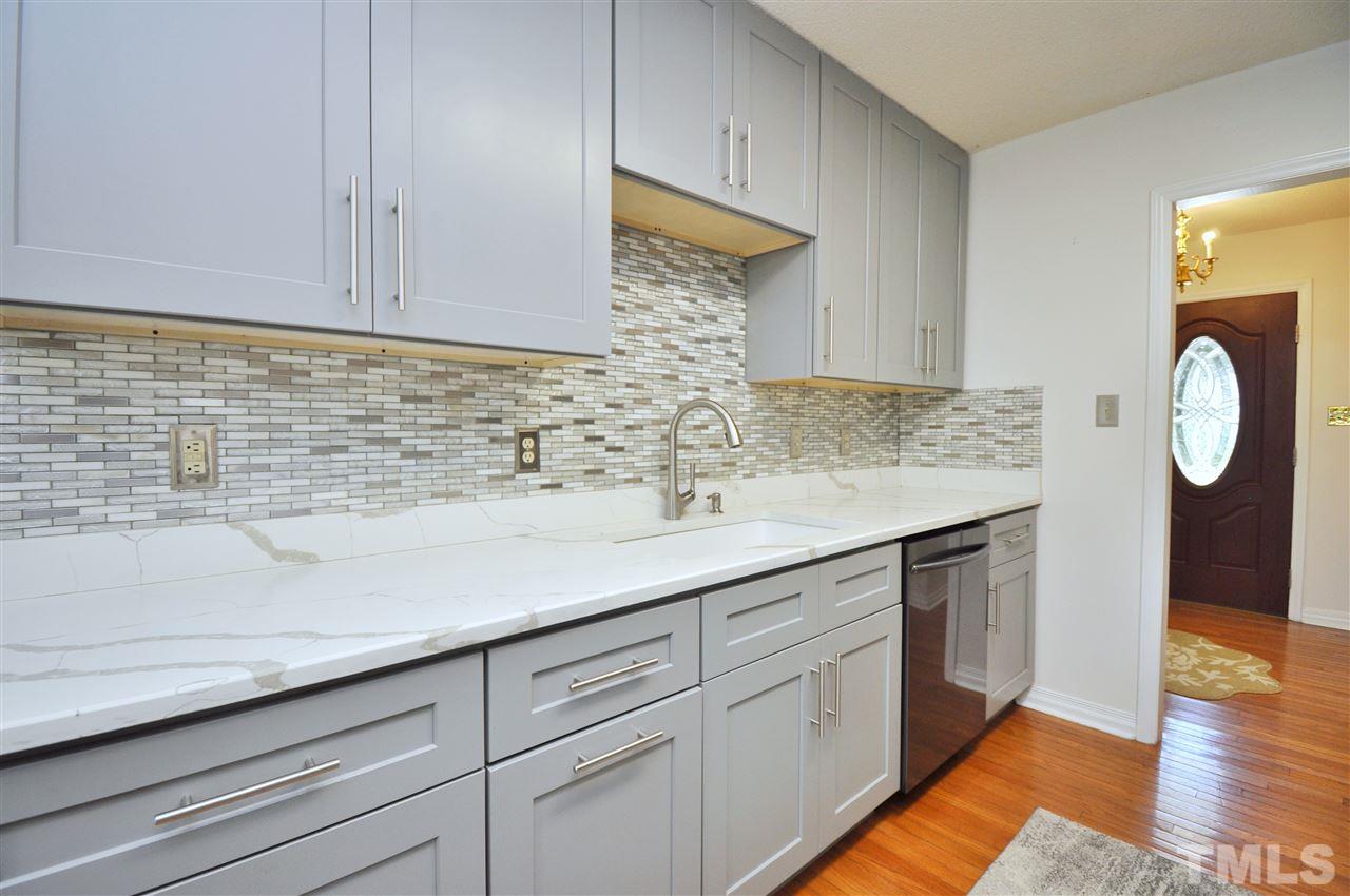 2012 Carthage Circle Raleigh, NC 27604 - Photo 9 of 22