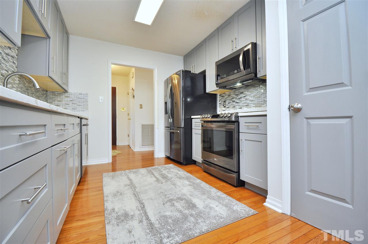2012 Carthage Circle Raleigh, NC 27604 - Photo 10 of 22