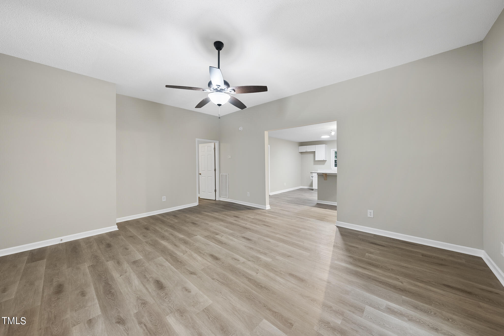 330 Britt Road Four Oaks, NC 27524 - Photo 7 of 20 DSC03795