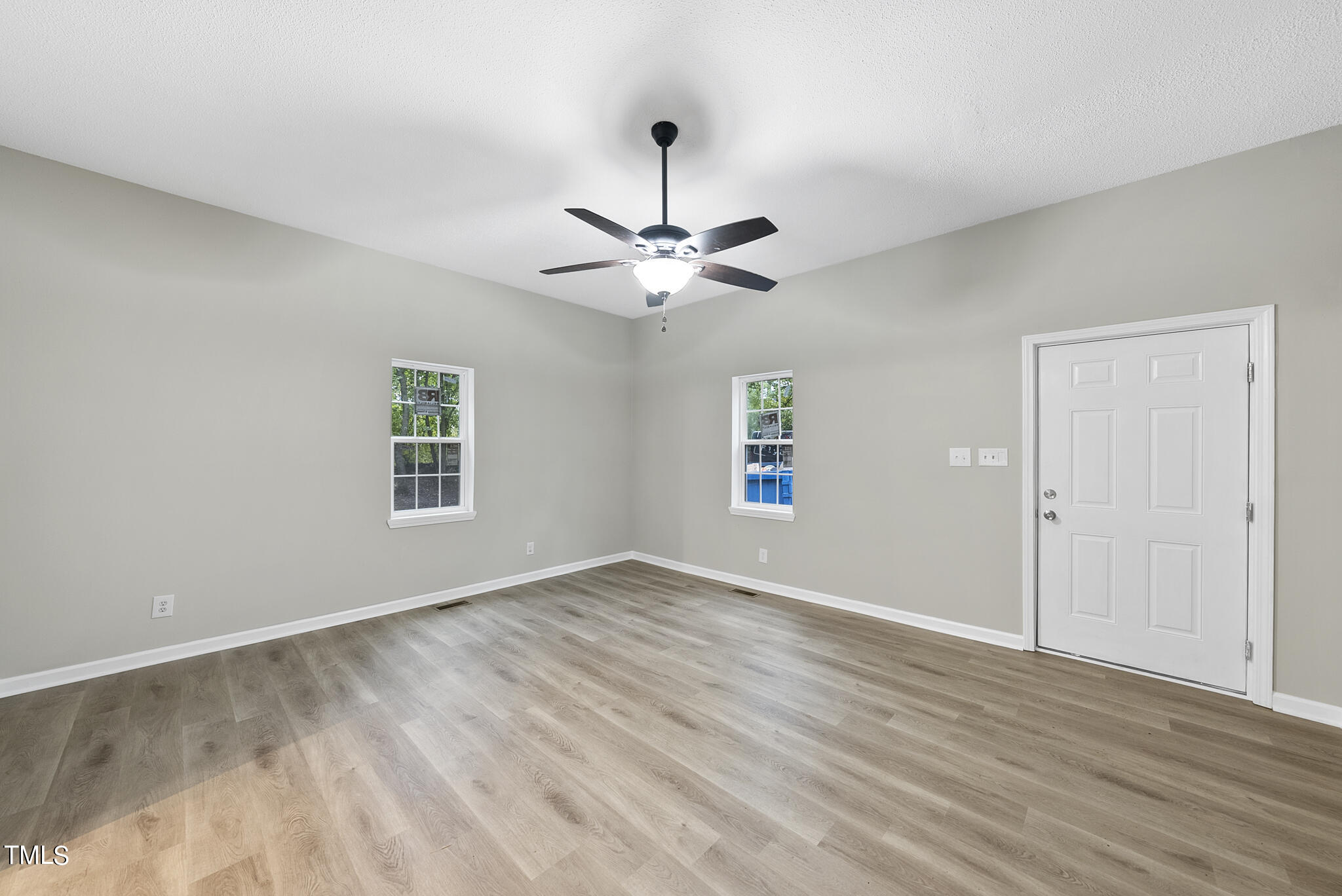 330 Britt Road Four Oaks, NC 27524 - Photo 10 of 20 DSC03804