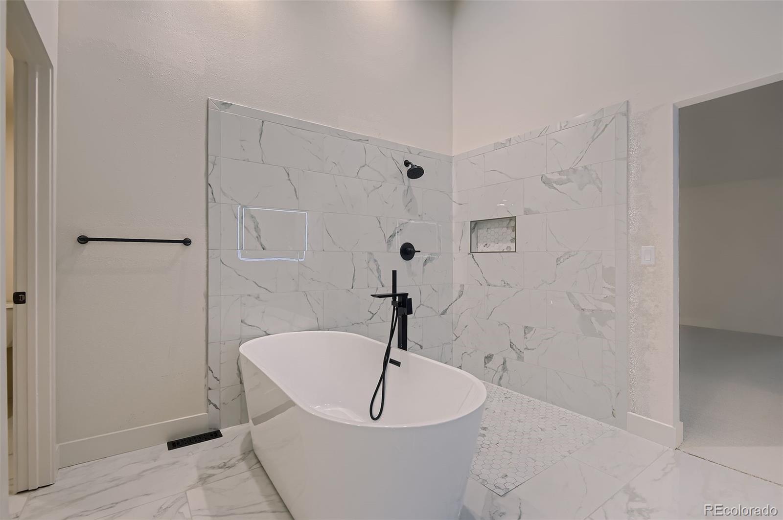 7635 South Cook Way Centennial, CO 80122 - Photo 17 of 28