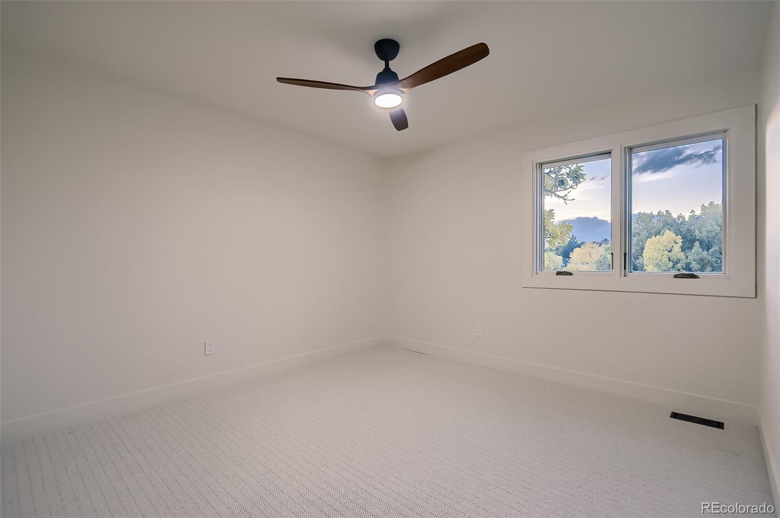 7635 South Cook Way Centennial, CO 80122 - Photo 18 of 28