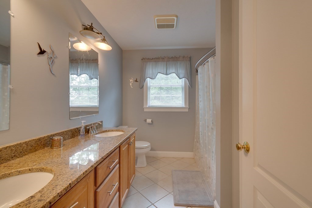 68 Old Farm Road Douglas, MA 01516 - Photo 22 of 33 Gallery Image 22