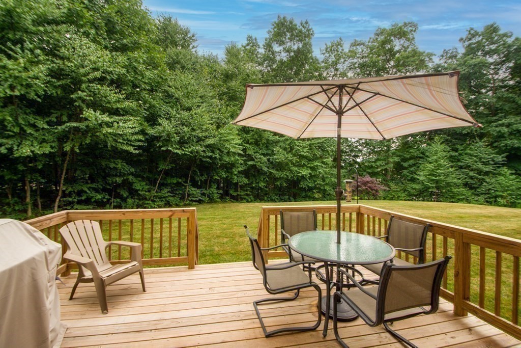 68 Old Farm Road Douglas, MA 01516 - Photo 27 of 33 Gallery Image 27