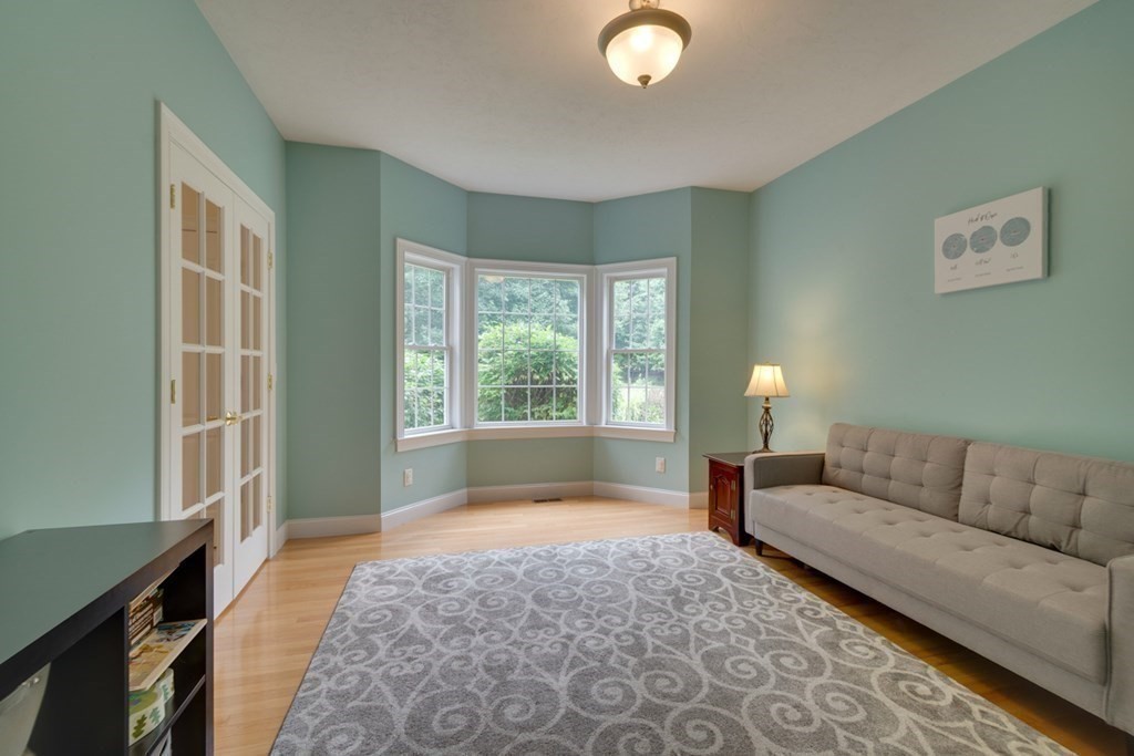68 Old Farm Road Douglas, MA 01516 - Photo 7 of 33 Gallery Image 7