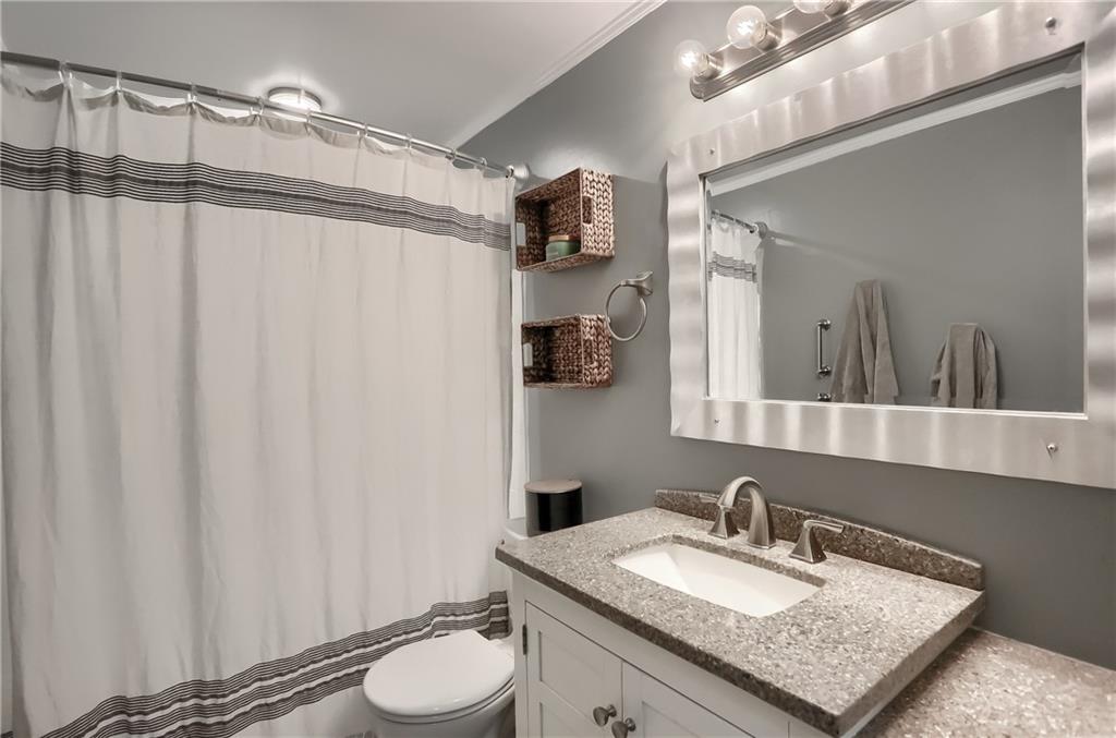 443 Tivoli Road Pittsburgh, PA 15239 - Photo 13 of 22 Gallery Image 13
