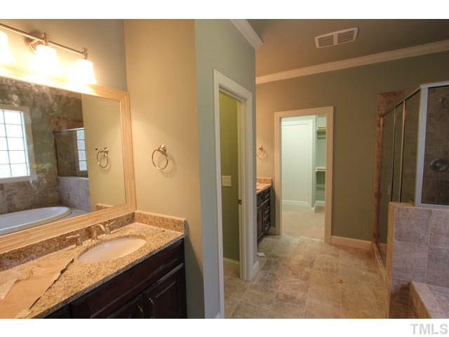 7921 Longleaf Branch Court Raleigh, NC 27612 - Photo 11 of 25 Master Bath/Spa