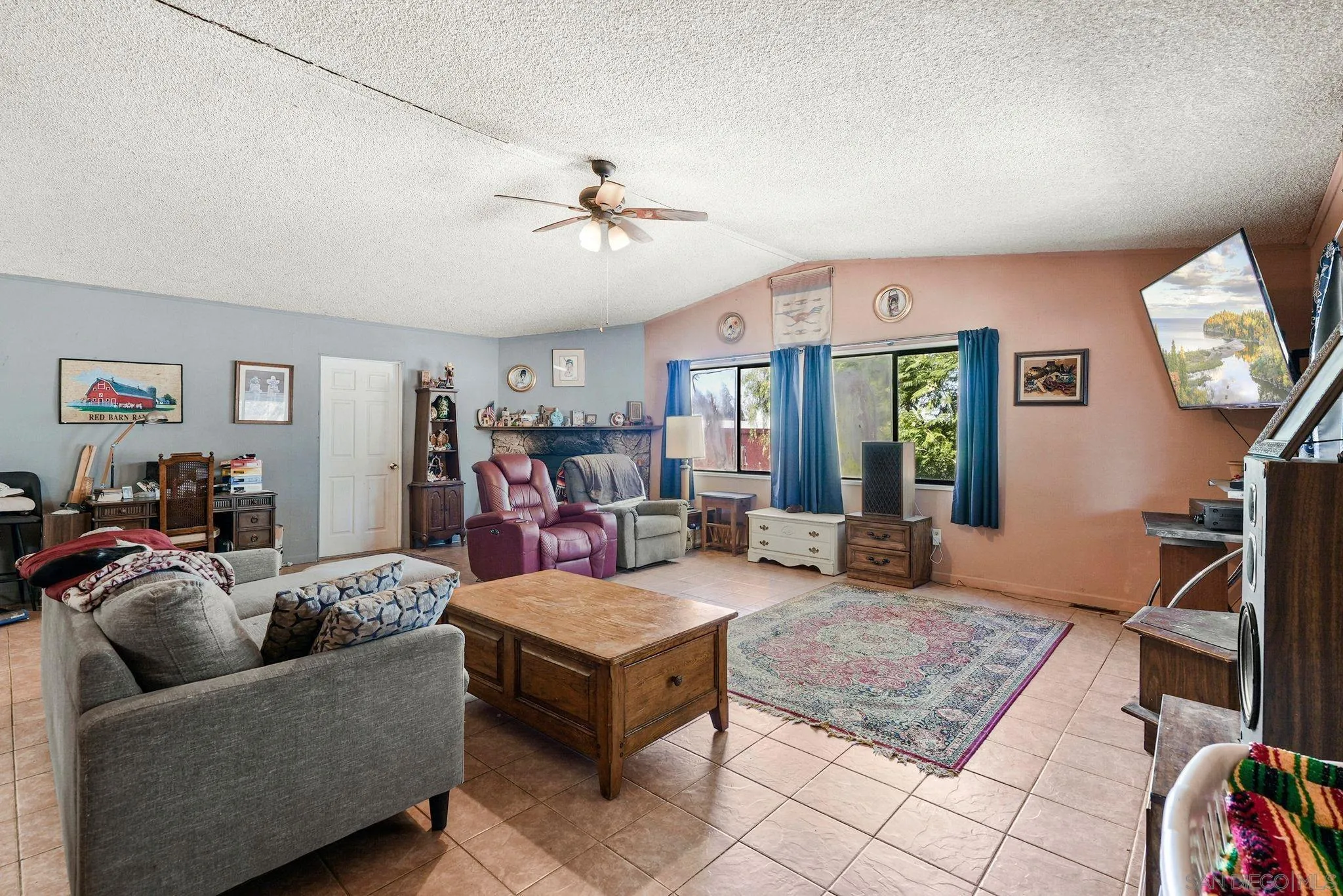 1070 Harris Ranch Road Potrero, CA 91963 - Photo 12 of 58 a living room with furniture