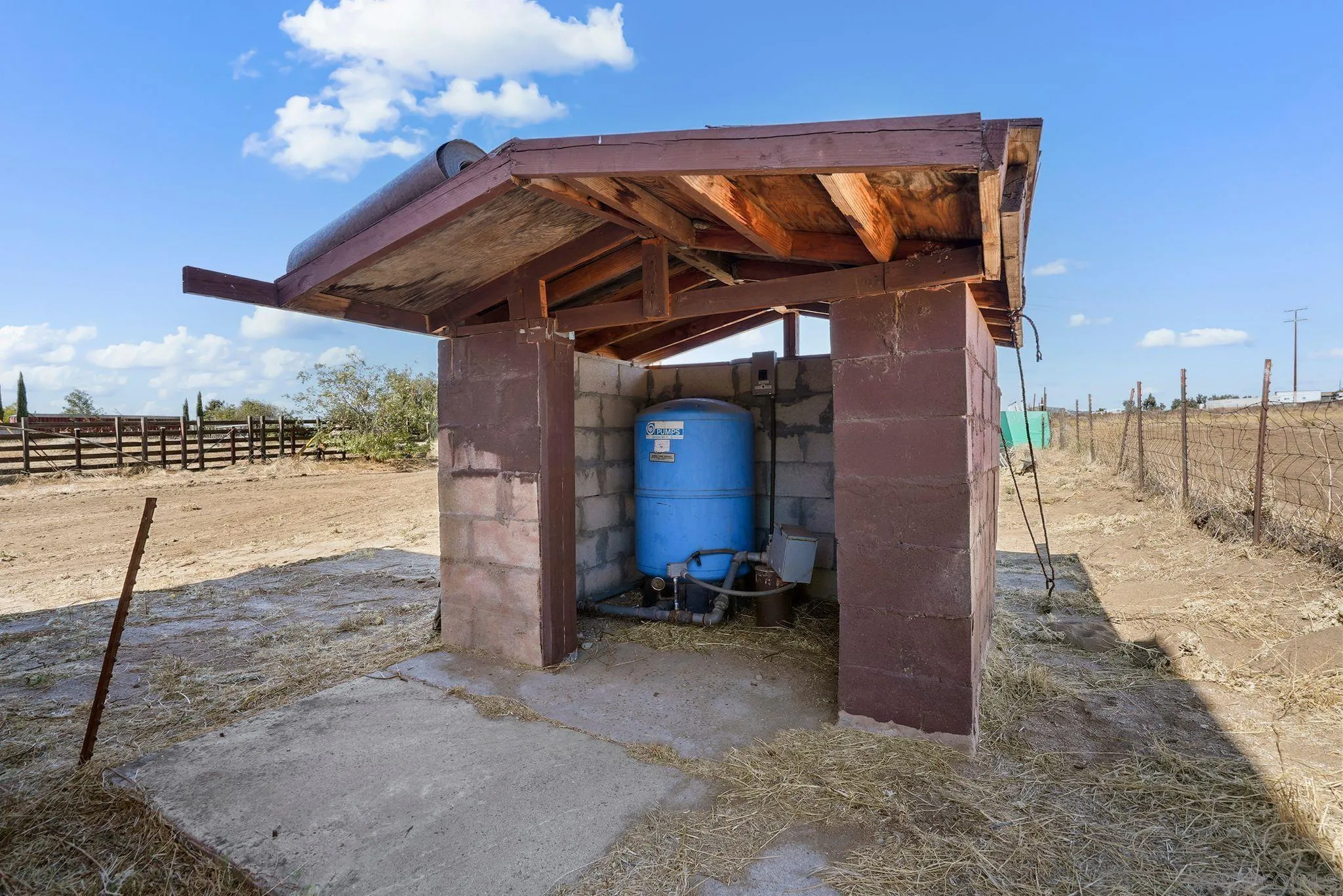 1070 Harris Ranch Road Potrero, CA 91963 - Photo 38 of 58 a view of entryway