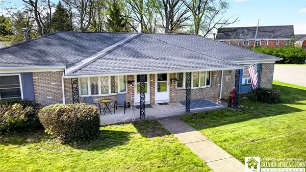 $575,000 | 1 Birchwood Drive, Pomfret, NY 14063