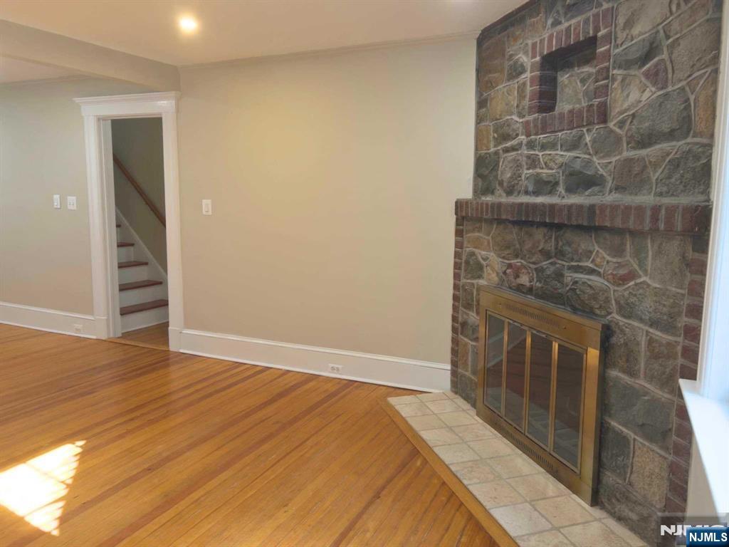 211 Kenilworth Road Ridgewood, NJ 07450 - Photo 7 of 15