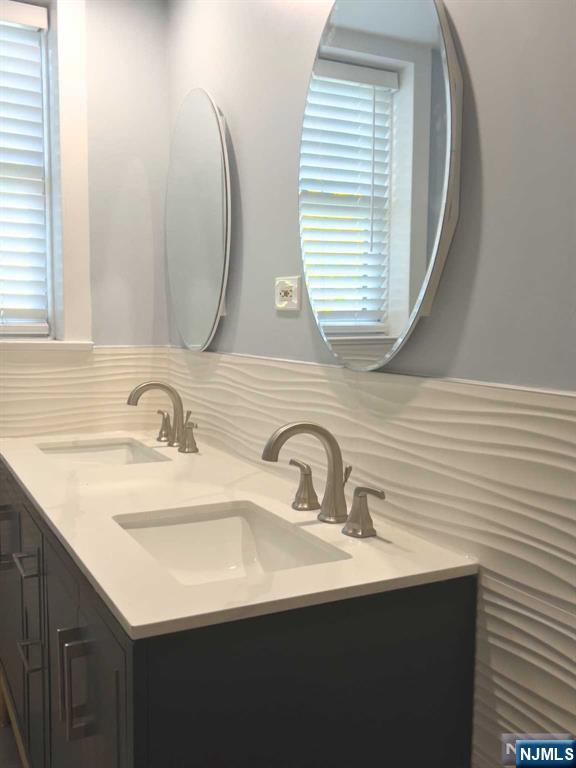 211 Kenilworth Road Ridgewood, NJ 07450 - Photo 9 of 15