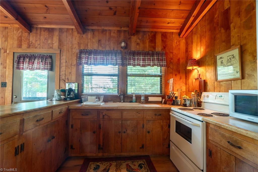 1020 Crane View Road Salisbury, NC 28146 - Photo 28 of 41 Gallery Image 28