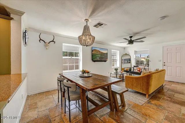 $469,000 | 4201 North 19th Street, Phoenix, AZ 85016