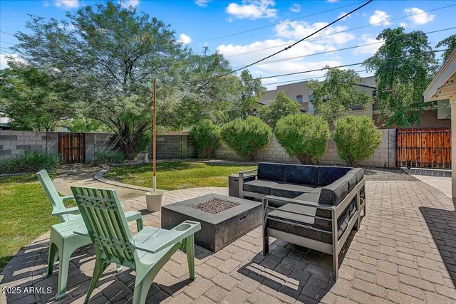 $469,000 | 4201 North 19th Street, Phoenix, AZ 85016