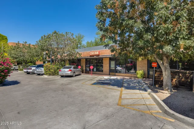 $469,000 | 4201 North 19th Street, Phoenix, AZ 85016