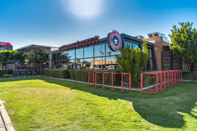 $469,000 | 4201 North 19th Street, Phoenix, AZ 85016