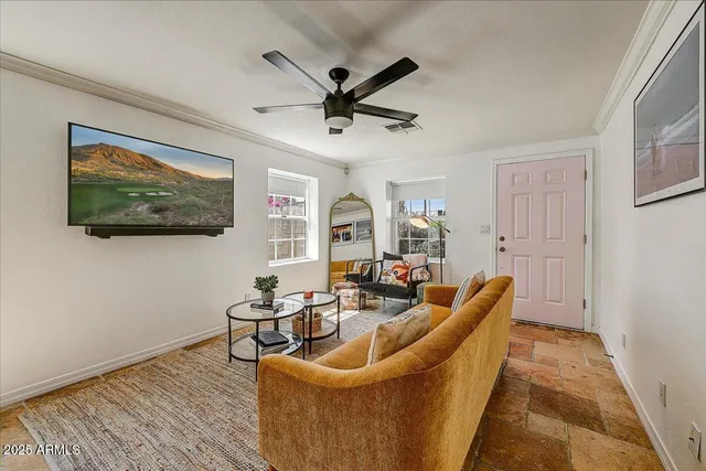 $469,000 | 4201 North 19th Street, Phoenix, AZ 85016