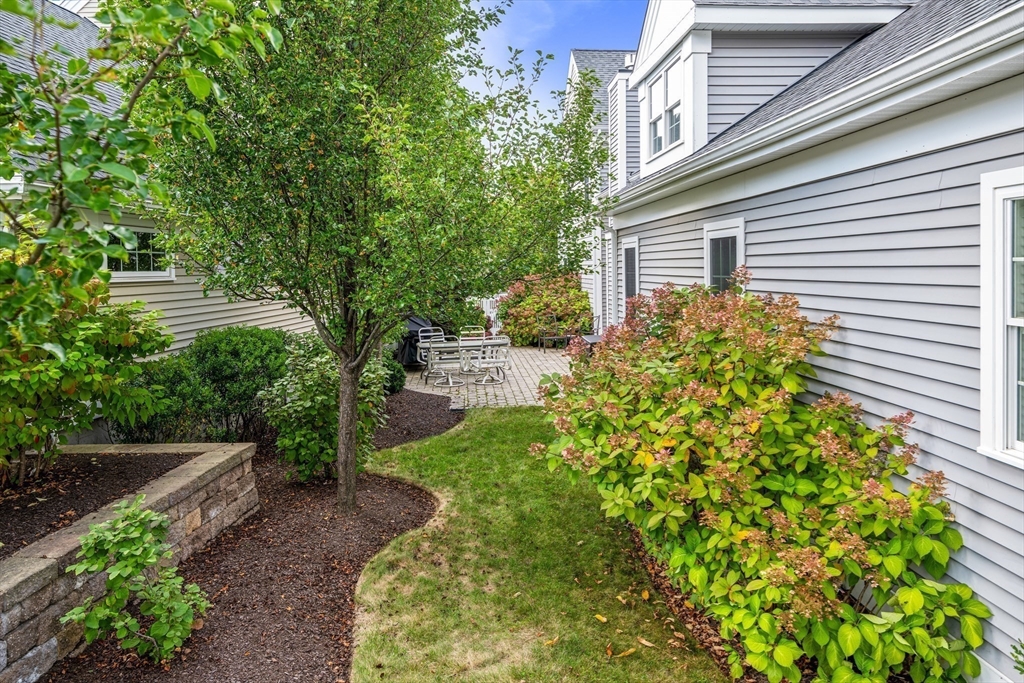 17 Barretts Road, Unit 17 Hudson, MA 01749 - Photo 36 of 42 Gallery Image 36