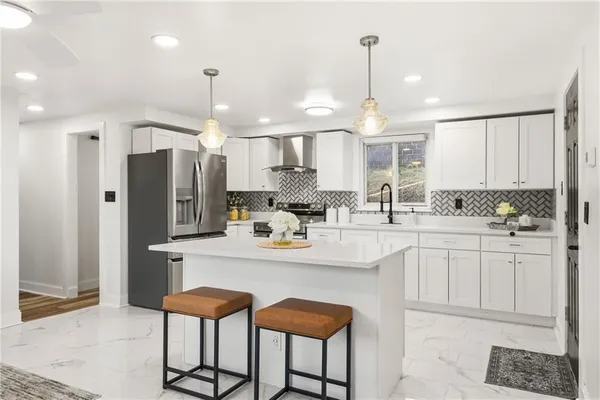 $164,900 | 512 Westinghouse Avenue, North Versailles, PA 15137