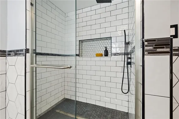 $164,900 | 512 Westinghouse Avenue, North Versailles, PA 15137