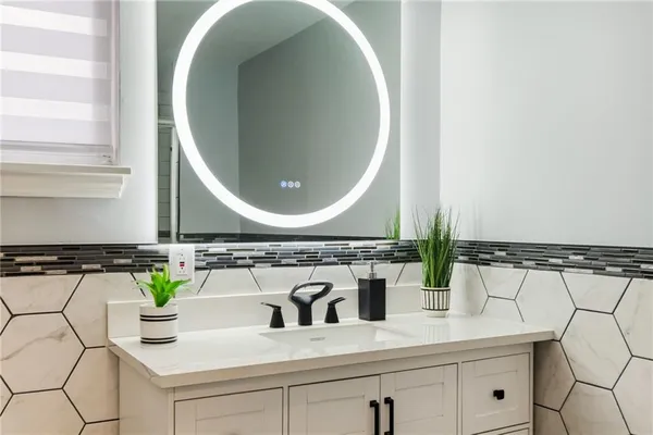 $164,900 | 512 Westinghouse Avenue, North Versailles, PA 15137