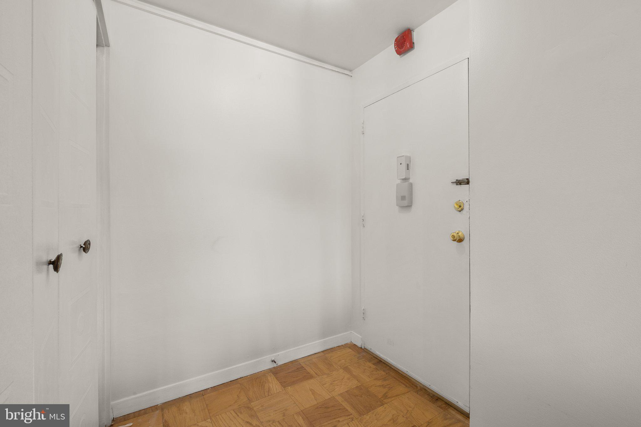 1900 Lyttonsville Road, Unit 1016 Silver Spring, MD 20910 - Photo 27 of 30 a view of small space
