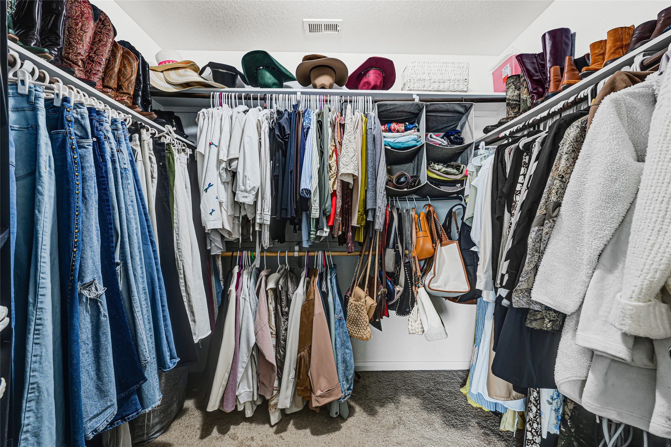 18643 Cooper Ravine Way Katy, TX 77449 - Photo 19 of 24 Primary closet