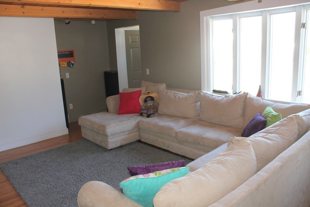 454 Westfield Road Holyoke, MA 01040 - Photo 6 of 24 Gallery Image 6