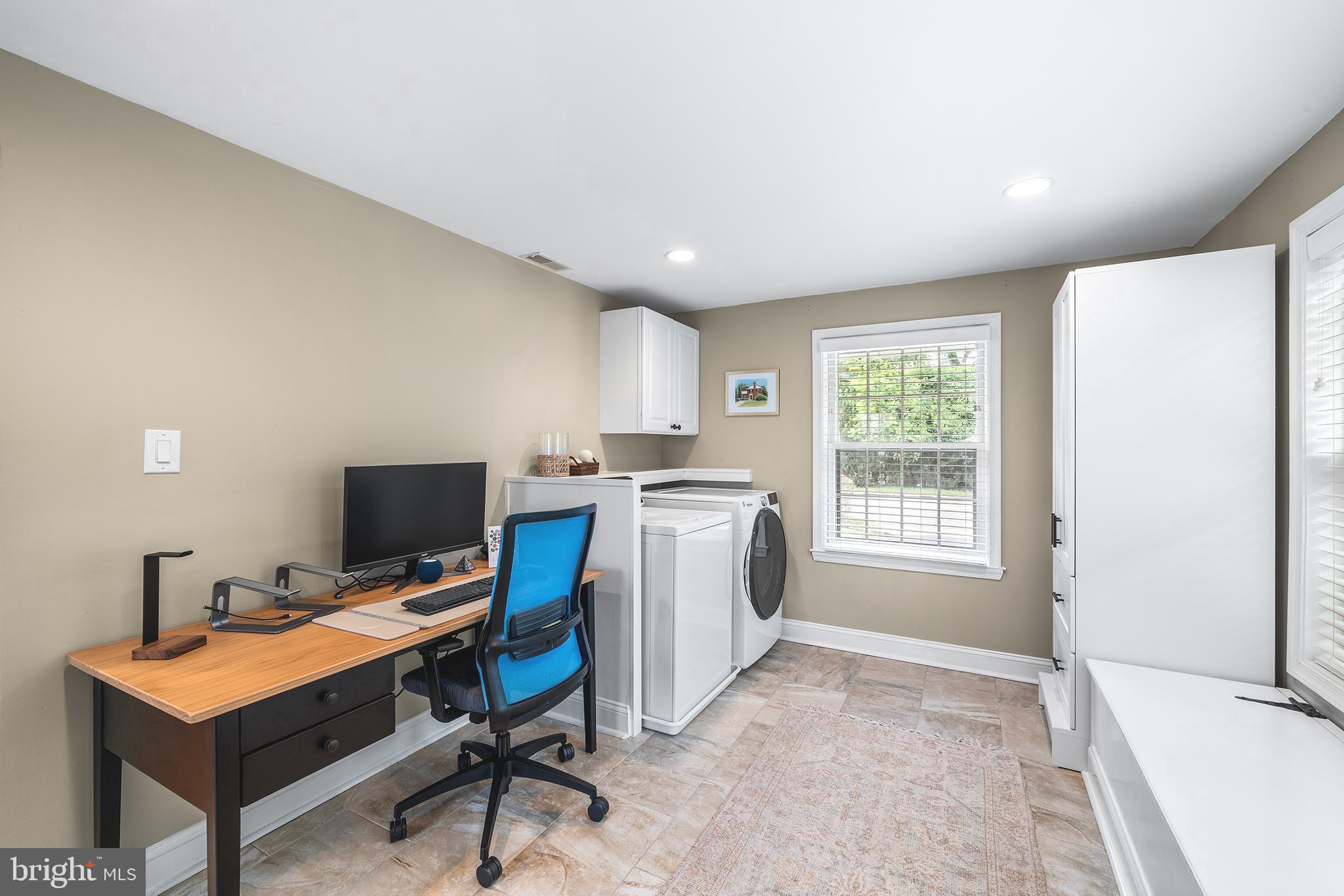 411 Sugartown Road Wayne, PA 19087 - Photo 12 of 34