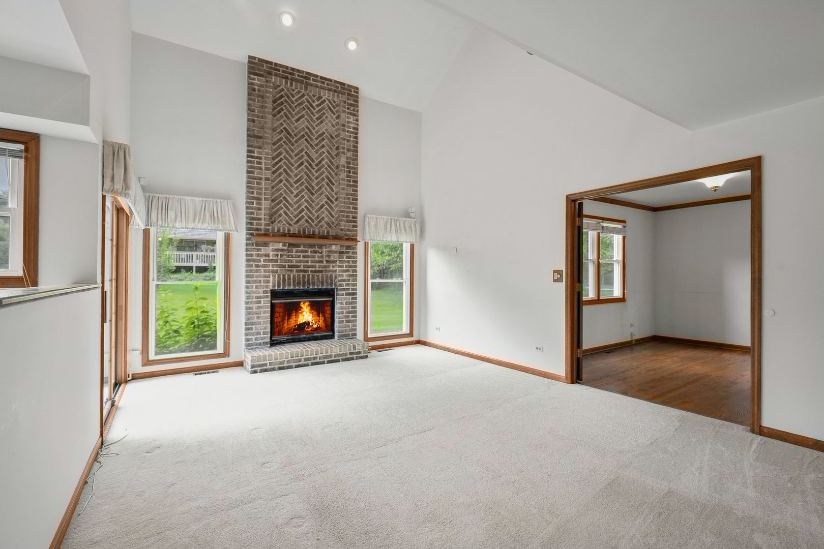 1848 Ravine Drive Gurnee, IL 60031 - Photo 5 of 28 Gallery Image 5
