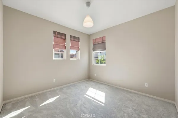 $959,900 | 24208 Via Perla, Valencia, CA 91354