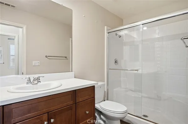 $959,900 | 24208 Via Perla, Valencia, CA 91354