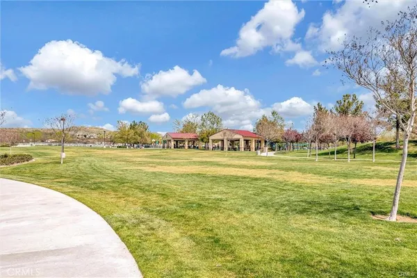 $959,900 | 24208 Via Perla, Valencia, CA 91354