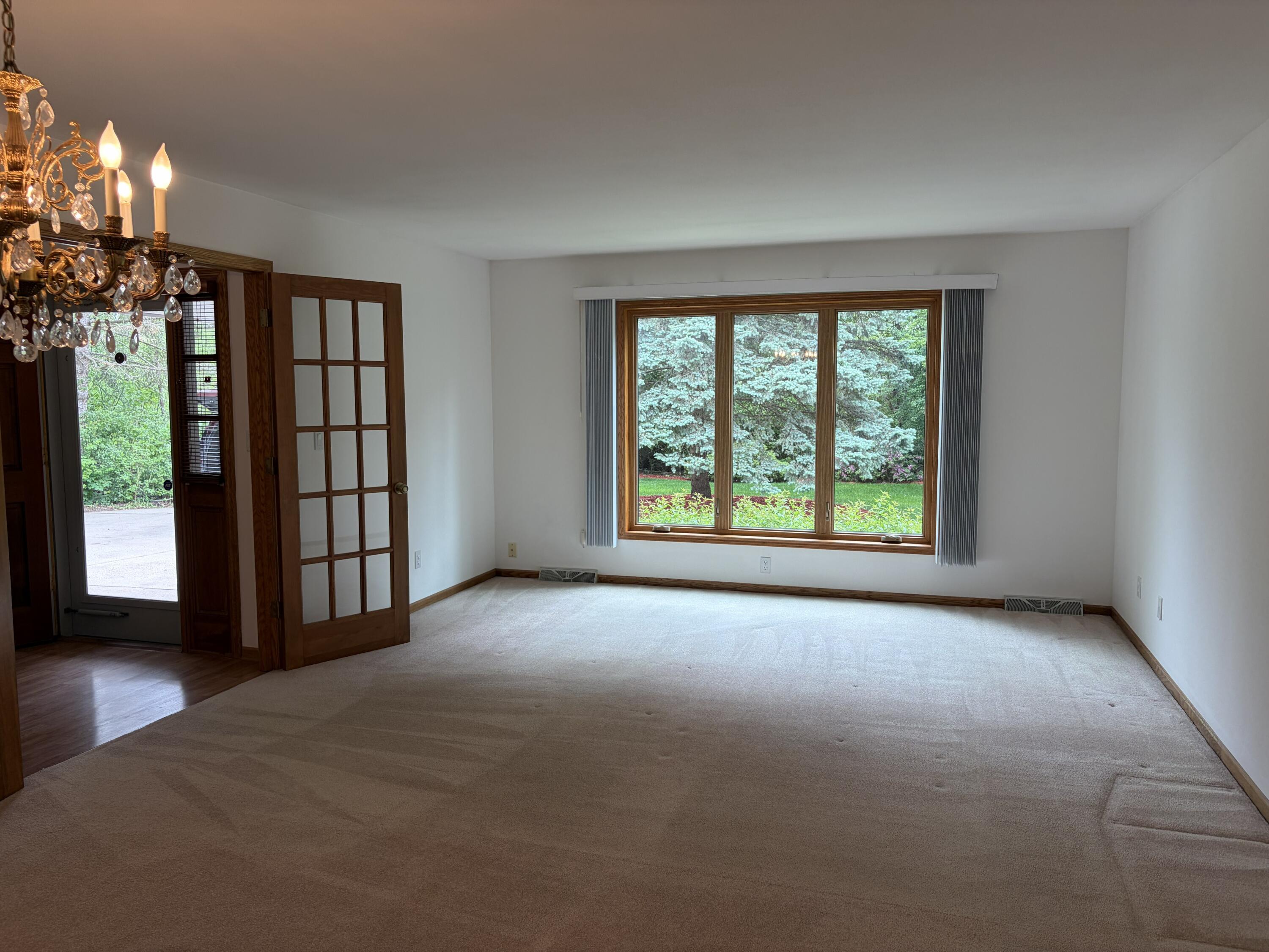 8232 Cooper Road Pleasant Prairie, WI 53142 - Photo 16 of 35 IMG_0529