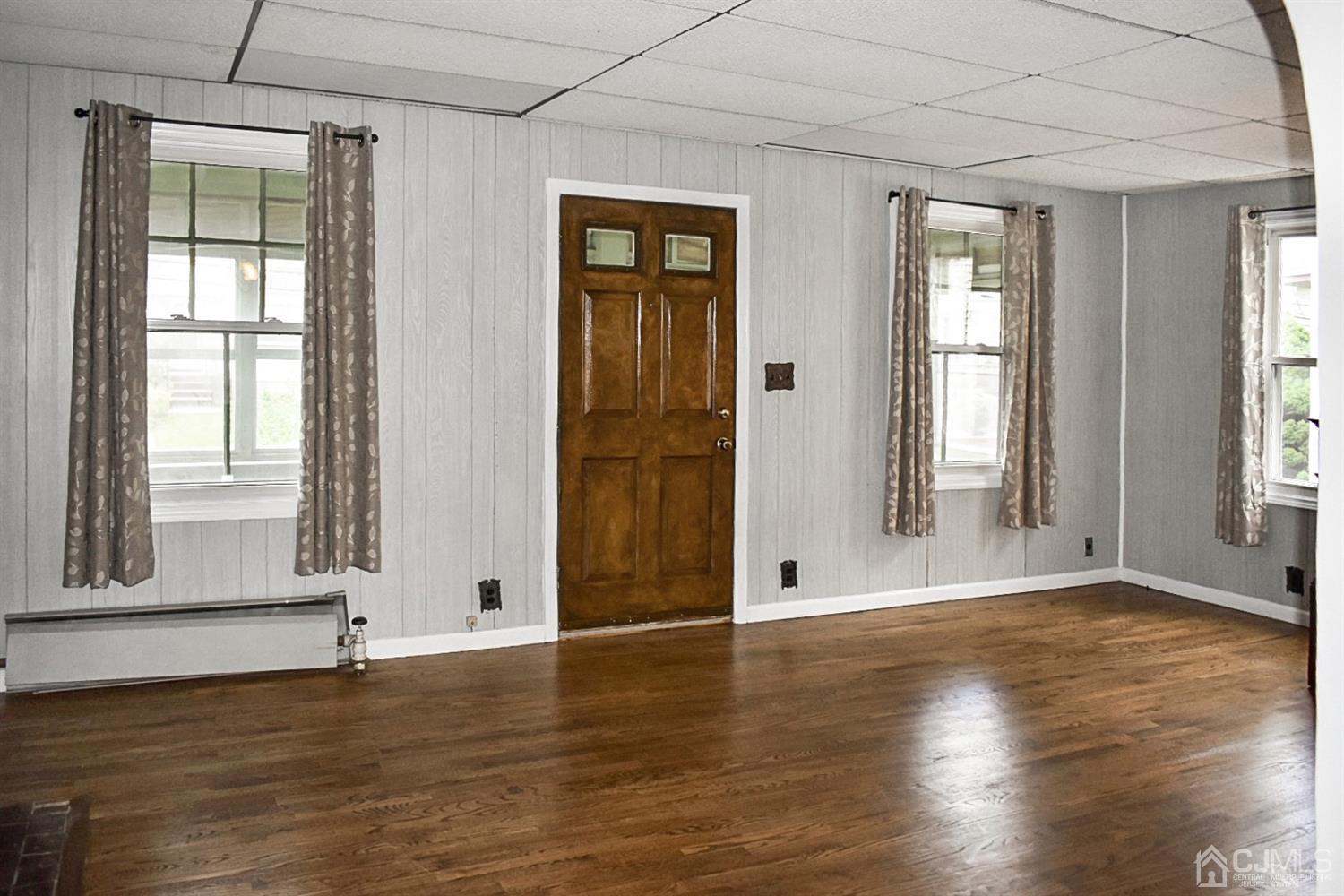 127 Livingston Road Linden, NJ 07036 - Photo 2 of 24 Gallery Image 2