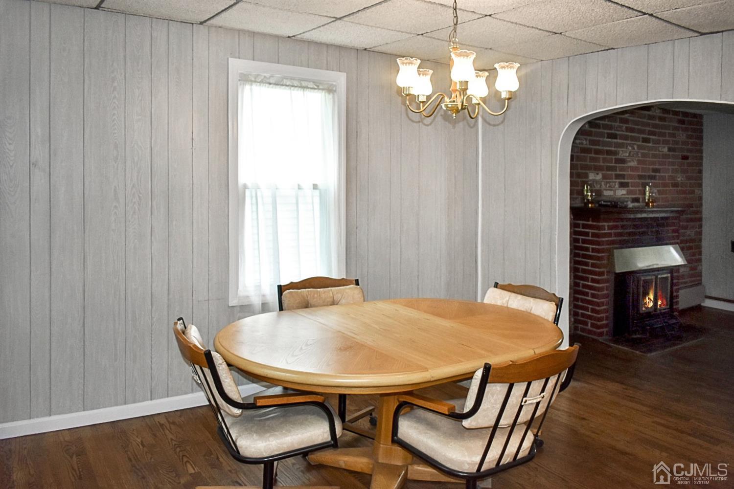 127 Livingston Road Linden, NJ 07036 - Photo 5 of 24 Gallery Image 5