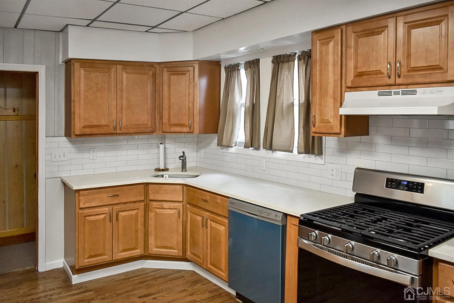 127 Livingston Road Linden, NJ 07036 - Photo 9 of 24 Gallery Image 9