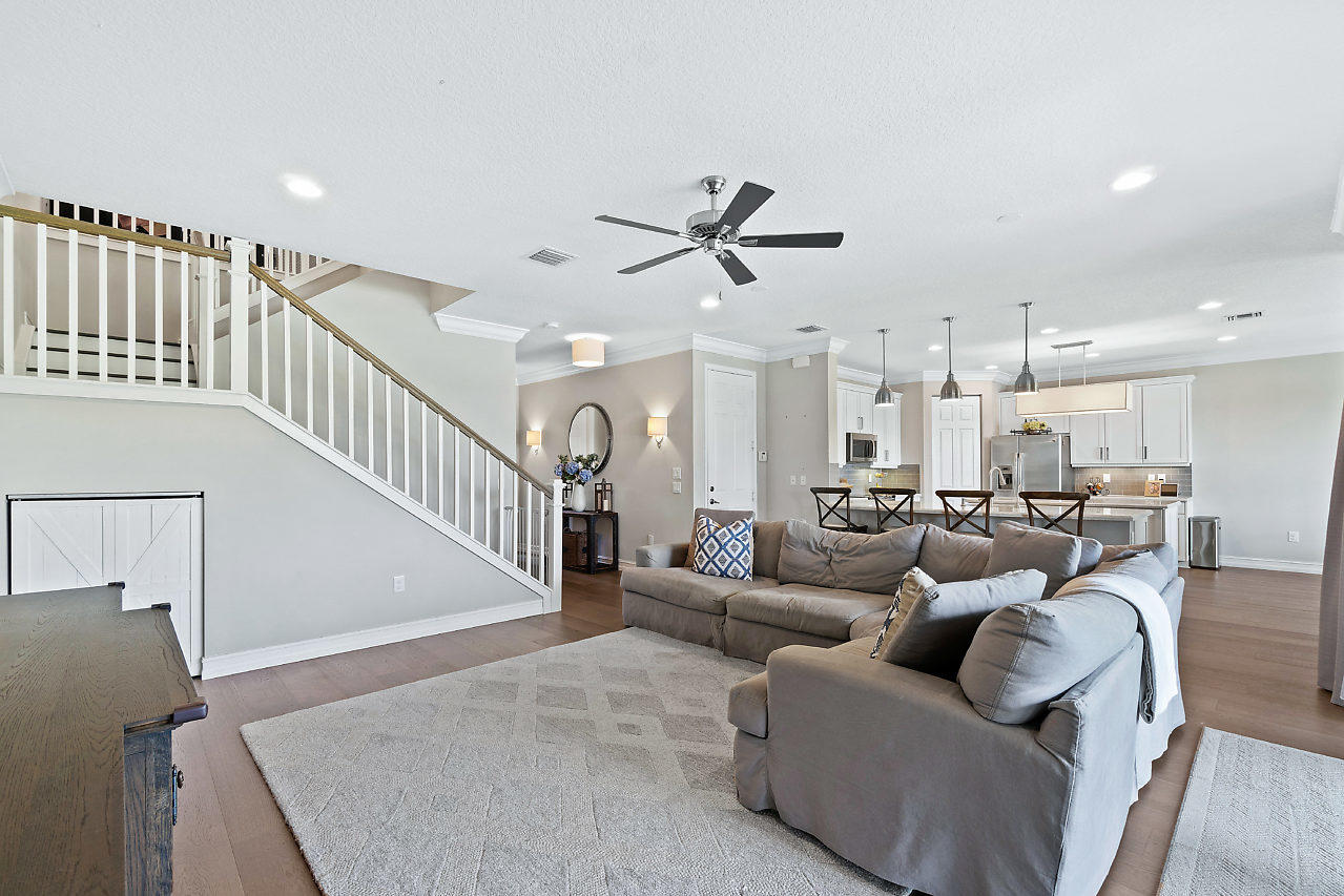 8107 Baltic Amber Road Delray Beach, FL 33446 - Photo 9 of 21 014-8107BalticAmberRd-DelrayBeach-FL-sma